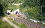 Ein Thalys aus Dortmund-Hbf(D) nach Paris-Nord(F)  und kamm aus dem Aachener-Buschtunnel aus Richtung Aachen-Hbf und fährt in Richtung Hergenrath(B).
Aufgenommen von einer Fußgängerbrückein Preusswald bei Aachen. 
Bei Sommerwetter am Nachmittag vom 24.8.2017.