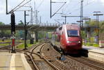 Der Thalys kommt aus Paris-Nord(F) nach köln-Hbf(D) und kommt aus Richtung ,Aachen-Hbf,Aachen-Rothe-Erde,Aachen-Eilendorf und fährt durch Stolberg-Hbf(Rheinland) in Richtung Eschweiler-Hbf,Langerwehe,Düren,Merzenich,Buir,Horrem,Kerpen-Köln-Ehrenfeld,Köln.
Aufgenommen vom Bahnsteig in Stolberg-Hbf. 
Am Nachmittag vom 27.4.2019.