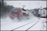 Ein Thalys von Paris nach Aachen Hbf bei der Durchfahrt des Eschweiler Bahnhofs.