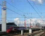 Thalys 4305 Kln - Paris-Nord luft in Bruxelles-Midi ein. Das Bild entstand am 17/09/2010 vom Bahnsteig 10.