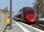 Der Thalys aus Köln-Hbf(D) nach Paris(F) kommt durch Kohlscheid als Umleiter aus Richtung Rheydt,Herzogenrath und fährt in Richtung Aachen-West,Aachen-Schanz,Aachen-Hbf und fährt die