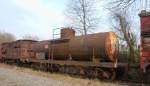 Kesselwagen Wrack des Sammler Walter Ley,auf der nicht mehr angeschloßene Gleisanlage am Gare du Hombourg ( Belgien)