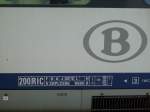 Hier mal die Nahansicht der Zulassungen eines belgischen IC Wagens eingereiht in einen ICa nach Oostende am 17.3.2010 in Lige Guillemins. Was mich berrascht hat, ist dass der Wagen fast berall verkehren darf (und nicht so wie die DB Wagen nur D/A/CH)
