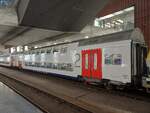 SNCB 50 88 26-72 014-8 B-B im IC 2018 von Charleroi Central nach Essen (B), am 07.04.2026 in Antwerpen Centraal.