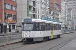 PCC 7111 von DE LIJN Antwerpen Richtung Sint-Pietersvliet aufgenommen 07.11.2015 am Haltestelle Harmonie