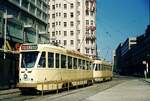 STIB/MIVB Stra�enbahn Br�ssel__Tw 7022 [PCC der ersten Serie 1951-71] auf Linie 62 mit einem zweiten PCC in Folge.__13-08-1974