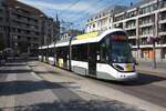 DE LIJN 6148 (Type Urbos 100X 'Stadslijner') am 27.Juli 2026 in der Kusttram Station Blankenberge.