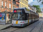 De Lijn Stra�enbahn Gent Zug 6316 steht auf der Linie T4 in der Endstation Lange Steenstraat zur R�ckfahrt in Richtung Gent UZ bereit, 17.08.2026.