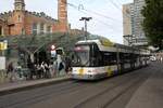 DE LIJN 6319 als Linie T4 (Lange Steenstraat - Gent UZ) am 27.Juli 2026 in der Gent Sint-Pietersstation perron 17.