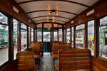 Blick in den Innenraum des Beiwagen 1 im Museum des �ffentlichen Nahverkehrs der Wallonie. Der Triebwagen ist Baujahr 1904 und war rund um L�ttich unterwegs. Der Beiwagen wurde 1945 umgebaut, wurde aber vom Museum wieder in senen urspr�nglichen Zustand von 1904 restauriert. 

L�ttich 17.04.2026