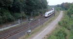 Der ICE3 DB aus Brüssel-Süd(B) nach Frankfurt am Main und kommt aus Richtung Lüttich-Guillemins(B),Walhorn(B), Hergenrath(B) und fährt gleich in den Aachener-Buschtunnel ein.