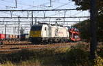 186 167-3  der Euro Cargo Rail steht mit einem Mercedes-Zug aus Sindelfingen(D) nach Zeebrugge-Ramskapelle(B) und wartet auf die Weiterfahrt nach Vise,Tongeren(B).