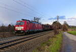 186 338-0 DB-Schenker kommt aus Richtung Aachen-West und fährt die Gemmenicher-Rampe hochgefahren mit einem Schrottzug aus Köln-Kalk(D) nach Genk-Goederen(B) und fährt in Richtung