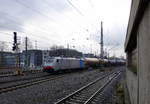 186 454-5 von Railpool kommt aus Richtung Montzen/Belgien mit einem Kesselzug aus Antwerpen-BASF(B) nach Ludwigshafen-BASF(D) und fährt in Aachen-West ein.