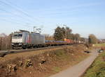 186 387-7 von Akiem/Lineas kommt aus Richtung Aachen-West und fährt die Gemmenicher-Rampe hoch mit einem gemischten Güterzug aus Köln-Gremberg(D) nach Antwerpen-Noord(B) und fährt