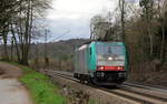 186 207 von der Rurtalbahn-Cargo kommt als Lokzug aus Genk-Goederen(B) nach Aachen-West(D)  und fährt die Gemmenicher-Rampe herunter nach Aachen-West.