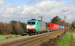 186 207 von der Rurtalbahn-Cargo kommt aus Richtung Aachen-West und fährt die Gemmenicher-Rampe hoch mit einem langen KLV-Containerzug aus Frankfurt-Höchstadt am Main(D) nach