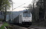 186 456-0 von Lineas/Railpool kommt die Gemmenicher-Rampe herunter nach Aachen-West mit einem Coilzug aus Kinkempois(B) nach Köln-Gremberg(D).