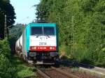E186 206 rollt mit einem gemischten Güterzug von Montzen kommend am Gemmenicher Weg vorbei richtung Aachen West