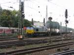 Die Class 66 PB02 von Ascendos Rail Leasing fhrt mit einm Containerzug von Aachen-West nach Montzen/Belgien 25.9.2010