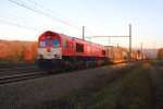 Die Class 66 PB13  Ilse  von Crossrail kommt mit einem KLV-Zug aus Montzen und fhrt in Richtung Vise.
Aufgenommen in Remersdael.
12.11.2011