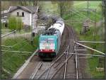 Die belgische 2804 (Traxx) mit einen Kesselwagenzug am Haken ,auf den Weg nach Belgien.Am Gemmenicher Tunnel aufgenommen im April 2012.