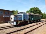 Der Stolz der Eisenbahnfreunde Grenzland steht in Walheim bei Aachen auf den Gleisen der Vennbahn.