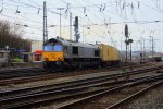 Die Class 66 DE6302  von DLC Railways fhrt mit einem MSC Containerzug von Aachen-West nach Antwerpen-Berendrecht(B).