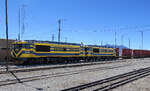 Seitenansicht der Doppel-Diesellok der Ferroviaria Andina S.A.