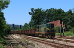 661 316 mit einem Kohlezug im Bahnhof Bosanska Poljana 15.6.22