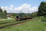 740 113 mit einem leeren Kohlezug auf der Kohlebahn bei Banovici am 14.07.18.