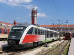 9552 10008 4/9552 10007 6 mit Zug 29103 Kardam-Varna auf Bahnhof Varna am 23-08-2006.