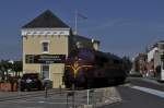 CFL-Cargo Mx1029 ist nach der Bedienung der Firma Koppers auf dem Weg durch die Innenstadt von Nyborg zum Gbf Nyborg, um dann mit einem Kesselwagen nach Fredericia zu fahren. Aufgenommen am 03.07.2012