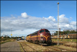 MY 1146 und ihr Booster, die 1807, haben am 17.09.2016 gerade ihren Zementzug in die Abstellung in Padborg gedrückt und rücken nun bei CFL ein, um ihren Durst zu stillen.