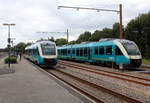 Arriva: Der LINT 41 AR 1005 nach Esbjerg hält im Bahnhof Varde abfahrbereit. Rechts steht der AR 2041 abgestellt. Aufnahmedatum: 8. Juli 2020.