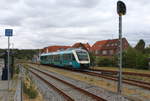 Arriva Lint 41 AR 2048 (9586 001 2048-8) fährt nach einem kurzen Aufenthalt im Bahnhof Silkeborg weiter nach Århus über Skanderborg.