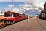 HP YS66/HP YM 32 mit Regionalzug Frederikshavn-Hirtshals auf Bahnhof Hirtshals am 1-7-2000.