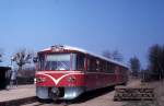 Ein Triebzug der HHGB, Helsingør-Hornbæk-Gilleleje-Banen, hält am 11. April 1974 am Haltepunkt Skibstrup.