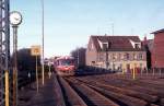 Skagensbanen (SB): Ein Triebzug (Ym + Ys) erreicht am 25. Februar 1975 den Endbahnhof Frederikshavn. 