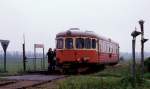 HHJ (Hads-Ning Herreders Jernbane, Odderbanen) Schienenbus (YMB) Haltepunkt Eriksminde am 13. September 1974.
'Herred' = (ungefähr) 'Amtsbezirk'; 'jernbane' = 'Eisenbahn'.
