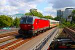 DSB Siemens Vectron 3225 am 16.07.25 in Hamburg Dammtor vom Bahnsteig aus fotografiert