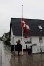 Kein Betriebstag ohne vorher die Fahne zu hissen. Bryrup 30.05.2019