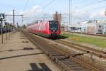 København / Kopenhagen DSB S-Bahn: Ein Zug der Linie B (SA 8112) erreicht am 12. April 2014 den Bahnhof Valby.