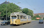 København / Kopenhagen Københavns Sporveje SL 5 (DÜWAG/Kiepe-GT6 879) København NV, Frederikssundsvej am 6. Juni 1970. - Scan eines Farbnegativs. Film: Kodak Kodacolor X.