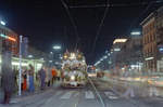 København / Kopenhagen Københavns Sporveje (KS) SL 5 am 23. April 1972: Der DÜWAG/Kiepe-GT6 896 hält auf seiner letzten Fahrt in Richtung Formosavej in der Nørre Voldgade an der Hst. Nørreport Station. - Die Jahreszahl 1863 an der Triebwagenfront verweist an das Eröffnungsjahr der ersten Kopenhagener Pferdestraßenbahnlinie. - Scan eines Farbnegativs. Film: Kodak Kodacolor X. Kamera: Kodak Retina Automatic II.