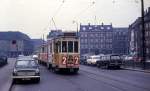 København / Kopenhagen Københavns Sporveje SL 2 (Großraumtriebwagen 515) København K, Slotsholmen, Vindebrogade / Thorvaldsens Museum im Mai 1969.