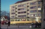 København / Kopenhagen Københavns Sporveje SL 5 (KS-Grossraumtriebwagen 567) Brønshøj Torv am 22. April 1972.