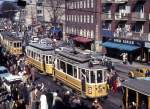 København / Kopenhagen Københavns Sporveje: Tw 190 im  Strassenbahn- und Busaufzug  anlässlich der Stilllegung der letzten Kopenhagener Strassenbahnlinie.