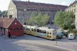 København / Kopenhagen Københavns Sporveje SL T (DÜWAG-GT6 805) Bispebjerg, Rønningsvej am 24. September 1967. - Scan von einem Farbnegativ. Film: Kodacolor X. Kamera: Konica EE-matic.