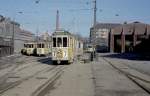 København / Kopenhagen Københavns Sporveje SL 7 (Tw 593 + Bw 15xx) Nørrebro Remise / Straßenbahnbetriebshof Nørrebro am 24. Februar 1968. - Scan von einem Farbnegativ. Film: Kodacolor X. Kamera: Konica EE-matic.